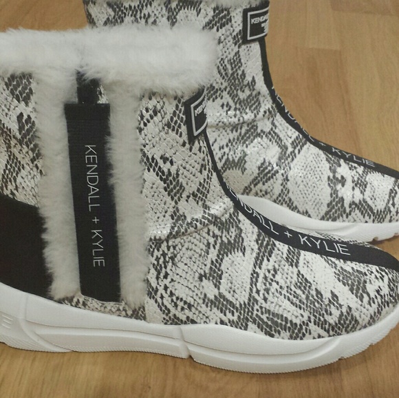 Brand New Kendall + Kylie Boots - Picture 2 of 5